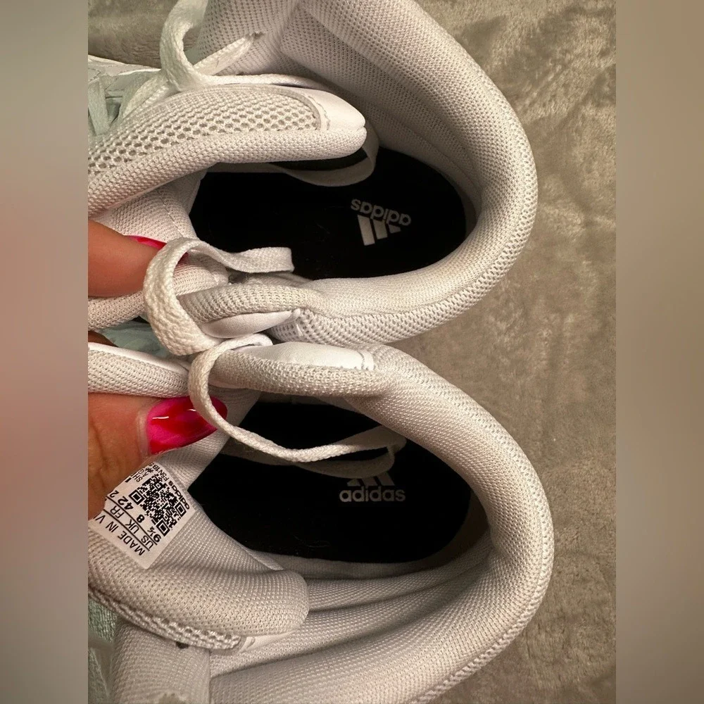 Adidas Hoops 3.0 Mid Cut Classic Shoes‎ Womens 9.5 Bright White Basketball